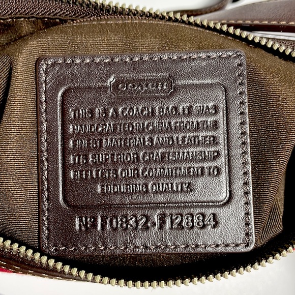 Coach Signature “C” Red Jacquard East West Crossbody/Shoulder/Handbag Exc. Cond. - Picture 9 of 16